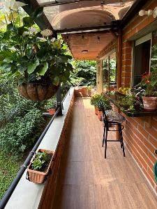 Apartamento de 4 alcobas en venta en El Poblado Loma Del Indio, Medellín, 190 m² · foto 13 de 14