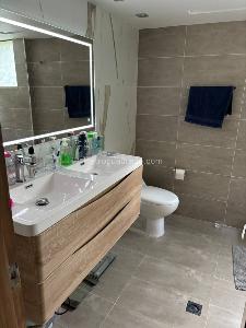 Apartamento de 4 alcobas en venta en El Poblado Loma Del Indio, Medellín, 190 m² · foto 8 de 14