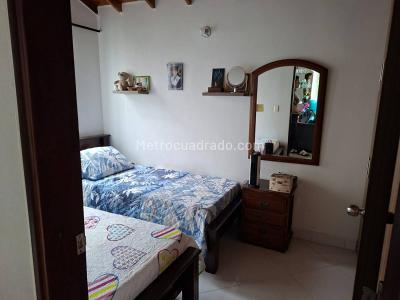 Casa en venta en Itagui, Itagüí · foto 5 de 10