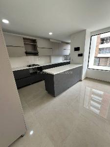 Apartamento en venta en Laureles, Medellín · foto 2 de 12