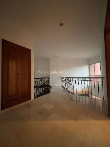 Apartamento de 3 alcobas en venta en Laureles, Medellín, 177 m² · foto 5 de 20