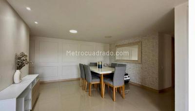Apartamento de 2 alcobas en venta en Sabaneta, Sabaneta, 75 m² · foto 5 de 13