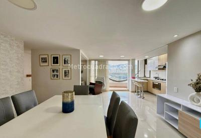 Apartamento de 2 alcobas en venta en Sabaneta, Sabaneta, 75 m² · foto 9 de 13