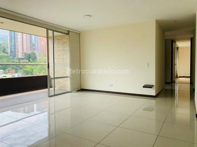 Apartamento de 3 alcobas en arriendo en El Poblado, Medellín, 130 m² · foto 12 de 19