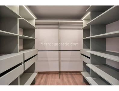 Apartamento de 3 alcobas en venta en El Poblado, Medellín, 190 m² · foto 10 de 20