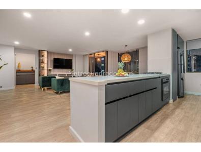 Apartamento de 2 alcobas en venta en La Florida, Medellín, 122 m² · foto 10 de 20
