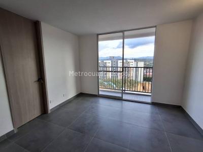 Apartamento de 2 alcobas en venta en El Porvenir, Rionegro, 50 m² · foto 2 de 13