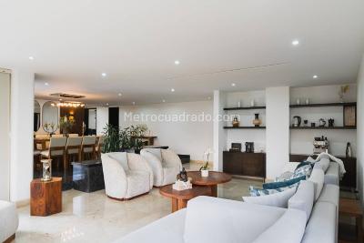 Apartamento en venta en El Poblado, Medellín · foto 10 de 20