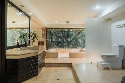 Apartamento en venta en El Poblado, Medellín · foto 19 de 20