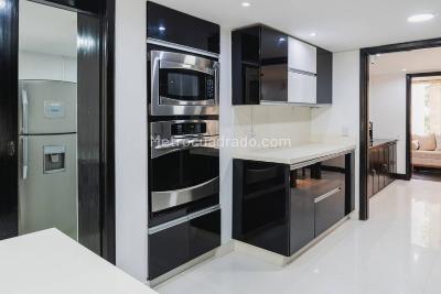 Apartamento en venta en El Poblado, Medellín · foto 3 de 20