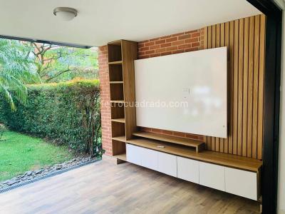 Casa de 3 alcobas en venta en San Lucas, Medellín, 168 m² · foto 3 de 20