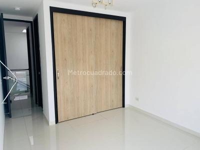 Casa de 3 alcobas en venta en San Lucas, Medellín, 168 m² · foto 7 de 20