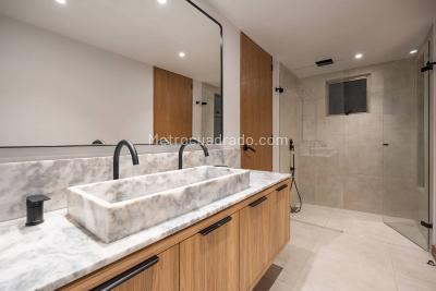 Apartamento en venta en El Poblado, Medellín · foto 14 de 20