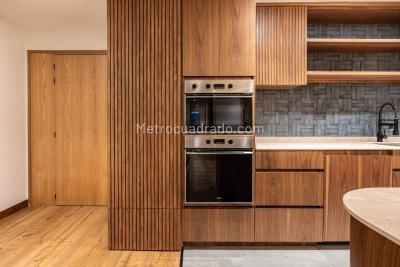 Apartamento en venta en El Poblado, Medellín · foto 3 de 20