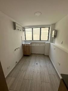 Apartamento de 3 alcobas en venta en Laureles, Medellín, 95 m² · foto 4 de 5
