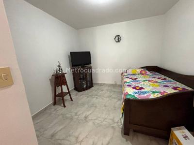 Apartamento en venta en Buenos Aires, Medellín · foto 3 de 4