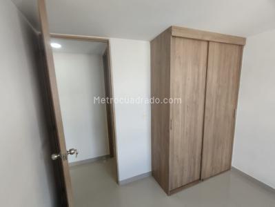 Apartamento de 3 alcobas en venta en Machado, Bello, 60 m² · foto 9 de 20
