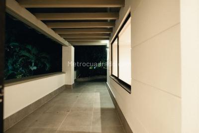 Apartamento en venta en Poblado, Medellín · foto 19 de 20