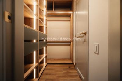 Apartamento en venta en Poblado, Medellín · foto 8 de 20