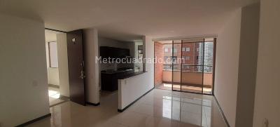 Apartamento en venta en Loma Del Indio, Medellín · foto 10 de 17