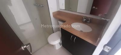 Apartamento en venta en Loma Del Indio, Medellín · foto 7 de 17