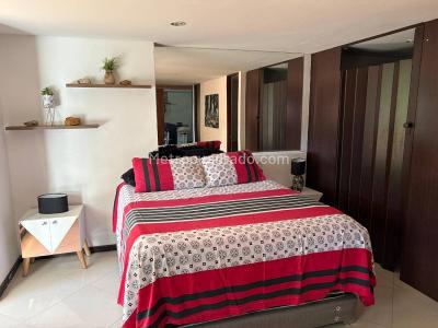 Apartamento de 1 alcoba en venta en San Diego, Medellín, 68 m² · foto 2 de 18