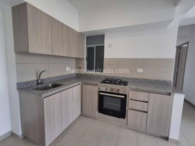 Apartamento en arriendo en San Nicolas, Rionegro · foto 4 de 18