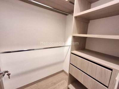 Apartamento en arriendo en San Nicolas, Rionegro · foto 14 de 18