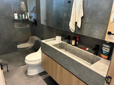 Apartamento en venta en El Poblado, Medellín · foto 8 de 20