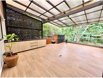 Casa de 3 alcobas en venta en Envigado, Envigado, 169 m² · foto 8 de 16
