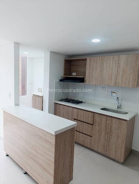 2BR Apartment in Calasanz (45 m²) - 3
