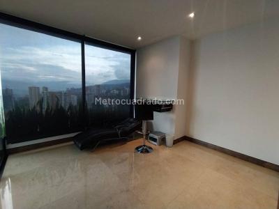 Apartamento de 2 alcobas en venta en El Poblado, Medellín, 130 m² · foto 20 de 20
