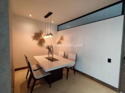 Apartamento de 2 alcobas en venta en El Poblado, Medellín, 130 m² · foto 5 de 20