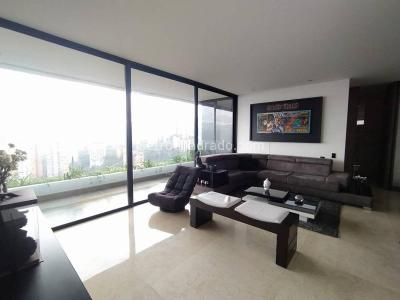 Apartamento de 2 alcobas en venta en El Poblado, Medellín, 130 m² · foto 8 de 20