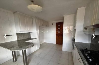 Apartamento de 4 alcobas en venta en El Poblado, Medellín, 245 m² · foto 6 de 20