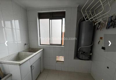 Apartamento de 4 alcobas en venta en El Poblado, Medellín, 245 m² · foto 8 de 20