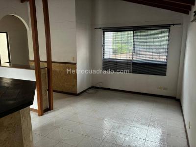 Casa en arriendo en Manila, Medellín · foto 14 de 20