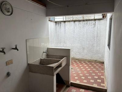 Casa en arriendo en Manila, Medellín · foto 15 de 20