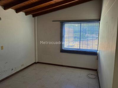Casa en arriendo en Manila, Medellín · foto 17 de 20