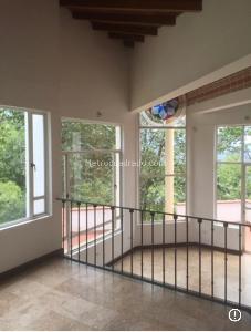Casa de 3 alcobas en venta en Loma Del Chocho, Envigado, 280 m² · foto 4 de 16