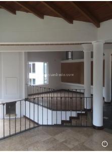Casa de 3 alcobas en venta en Loma Del Chocho, Envigado, 280 m² · foto 12 de 16