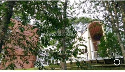 Casa de 3 alcobas en venta en Loma Del Chocho, Envigado, 280 m² · foto 15 de 16
