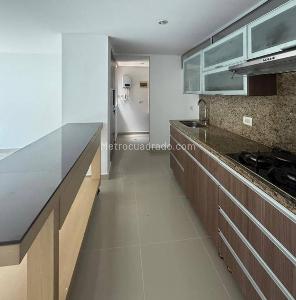 Apartamento de 3 alcobas en arriendo en Sabaneta, Sabaneta, 83 m² · foto 3 de 17