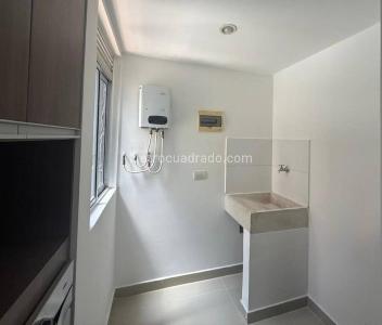 Apartamento de 3 alcobas en arriendo en Sabaneta, Sabaneta, 83 m² · foto 4 de 17