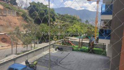 Apartamento de 3 alcobas en arriendo en Sabaneta, Sabaneta, 83 m² · foto 13 de 17