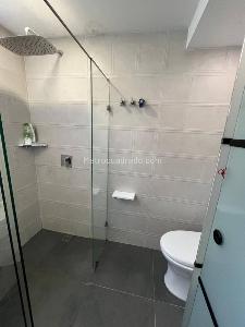 Apartamento de 3 alcobas en venta en El Poblado, Medellín, 150 m² · foto 19 de 20