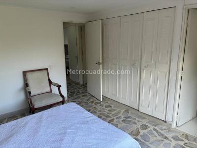 Apartamento en venta en El Poblado, Medellín · foto 12 de 17