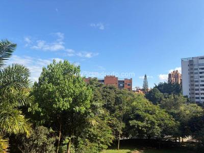 Apartamento en venta en El Poblado, Medellín · foto 14 de 17