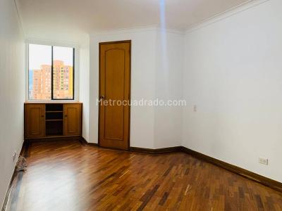 Apartamento en arriendo en Poblado, Medellín · foto 5 de 20