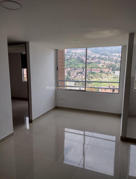 2BR Apartment in Calasanz (40 m²) - 3